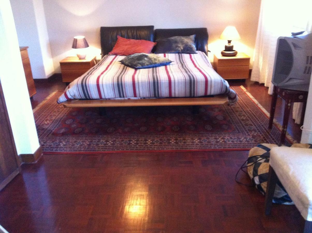 Traditional Villa In S Pedro , Estoril Alapraia Luaran gambar